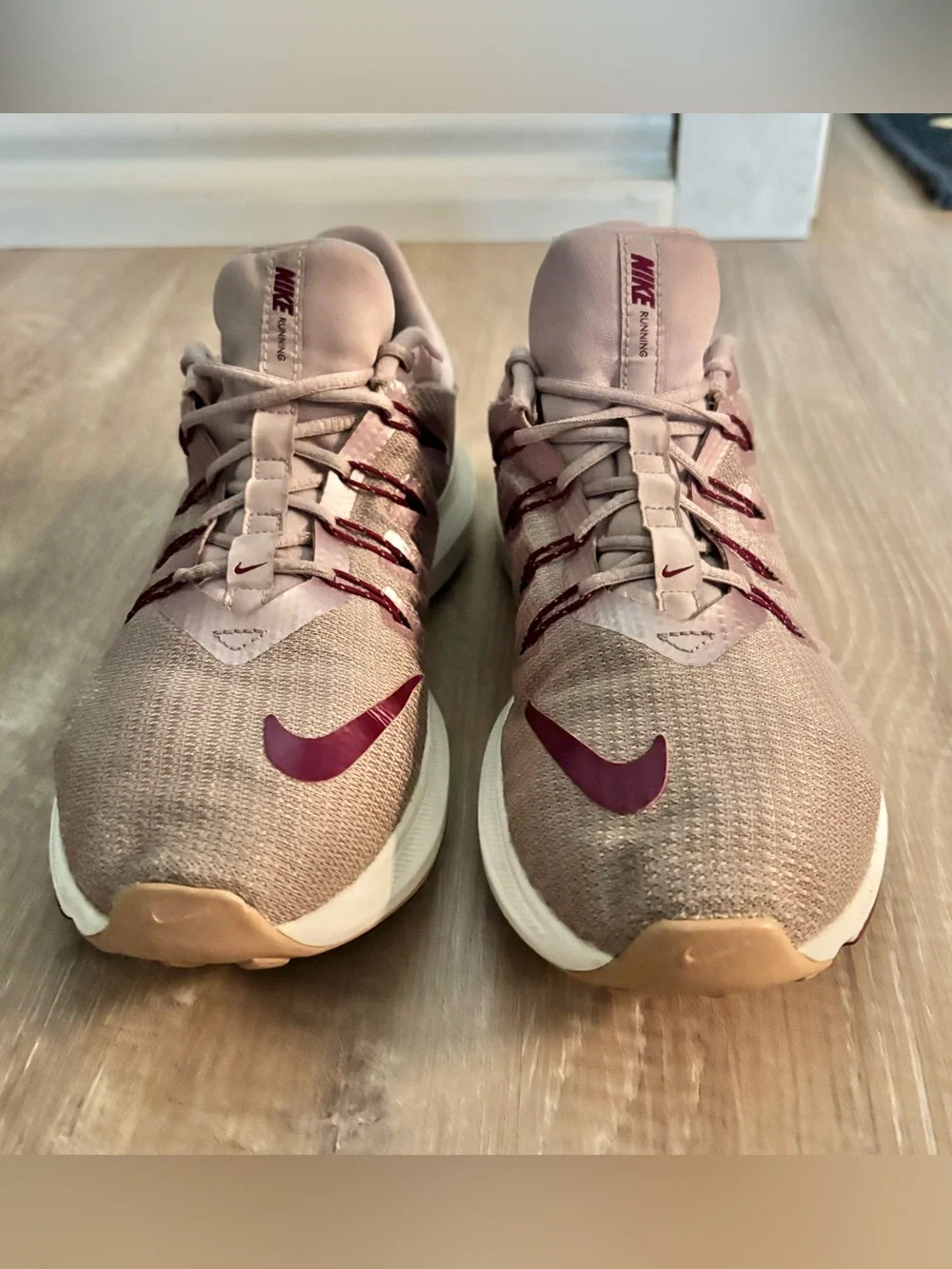 Nike quest plum